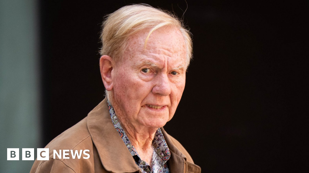 Ex-Nasa scientist, 85, defrauded investors and used money to buy house Ex-Nasa scientist, 85, defrauded investors and used money to buy house