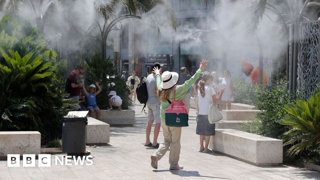 Temperatures reach 46C in Spain as Europe heatwave continues Temperatures reach 46C in Spain as Europe heatwave continues