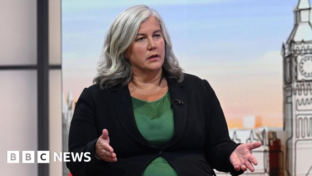 We’re looking at further online safety rules, says minister