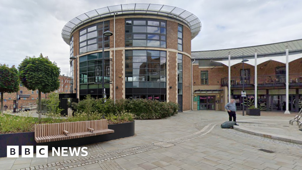 New pub in Leeds could ‘disturb Channel 4 news’