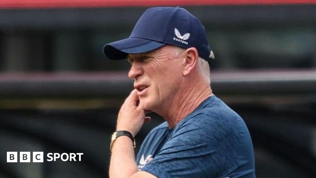 Everton: David Moyes says club running out of time to sign players