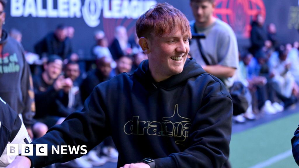 YouTuber Angryginge arrested after F1 car damaged at Silverstone