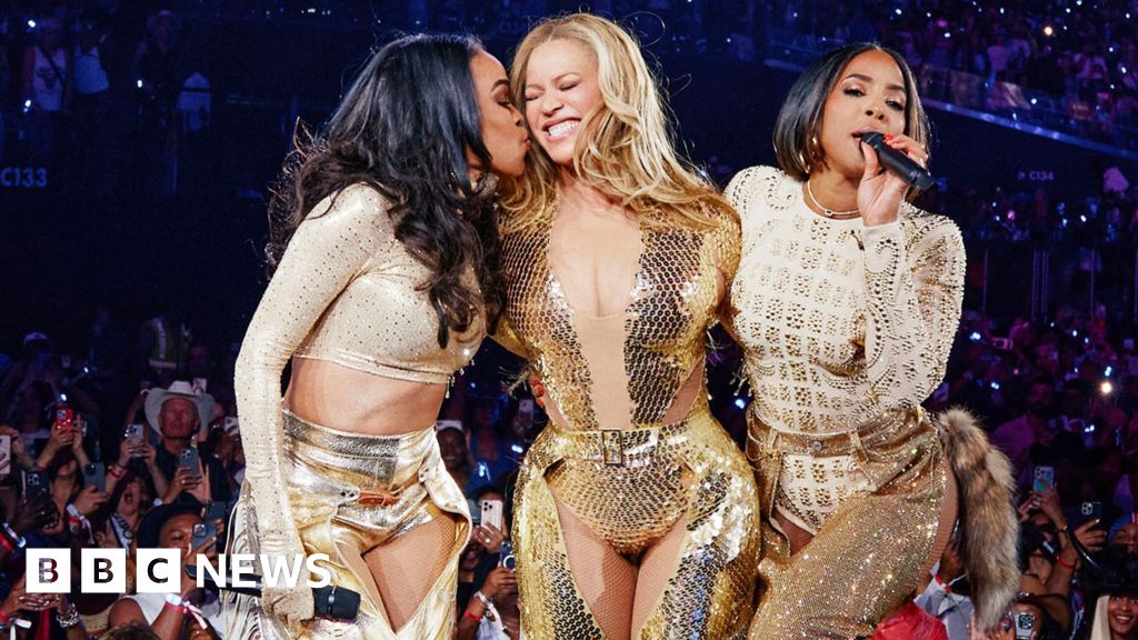 Beyoncé reunites Destiny’s Child at final Cowboy Carter show