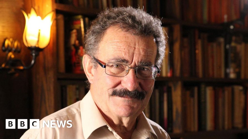IVF pioneer Lord Robert Winston quits BMA over doctor strikes