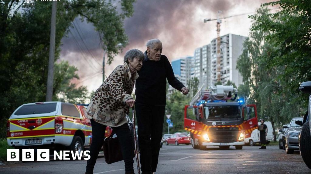 Kyiv hit by barrage of drone strikes as Putin spurns Trump’s truce bid