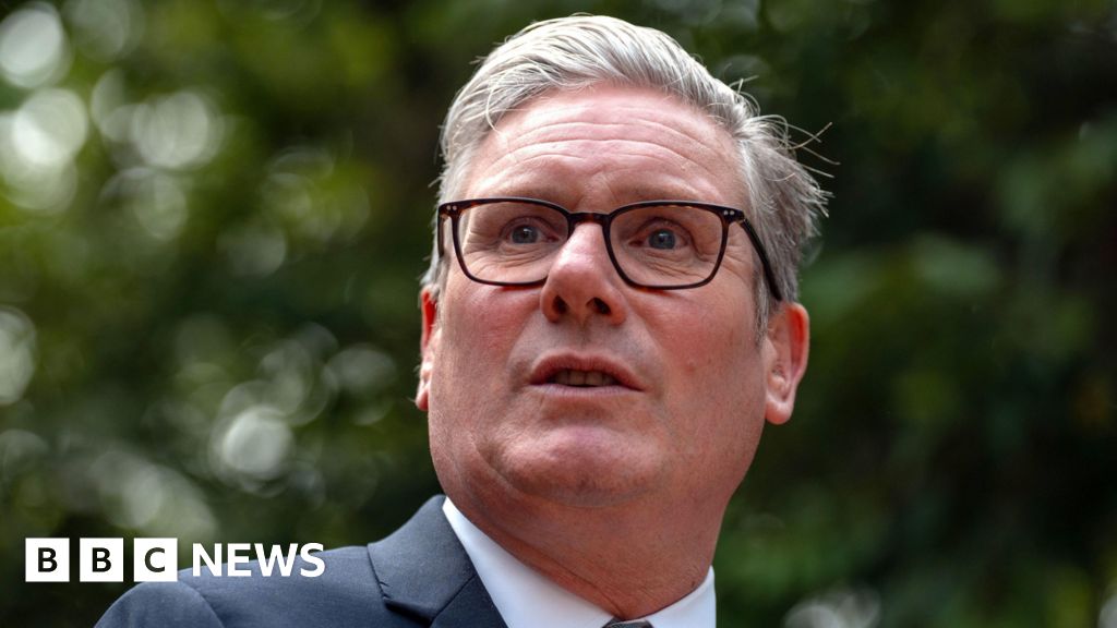 Slow-motion humiliation for Starmer as he loses control of Commons Slow-motion humiliation for Starmer as he loses control of Commons