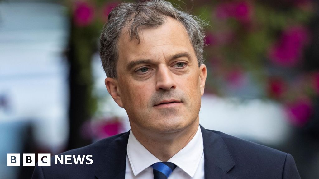 Julian Smith says David Cameron was ‘cavalier’ in handling of Brexit