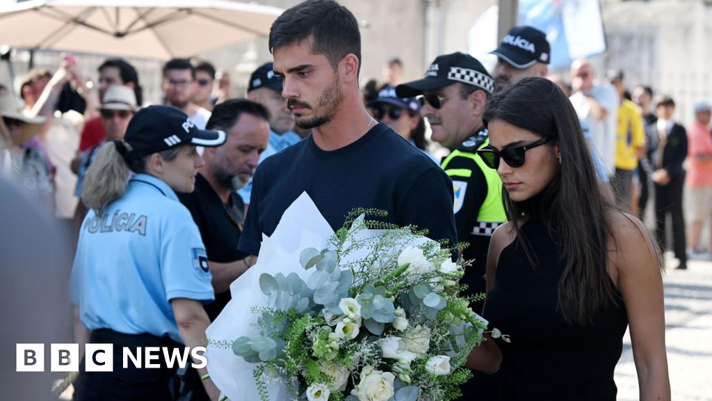 Crowds mourn Liverpool star Jota in his Portuguese hometown Crowds mourn Liverpool star Jota in his Portuguese hometown