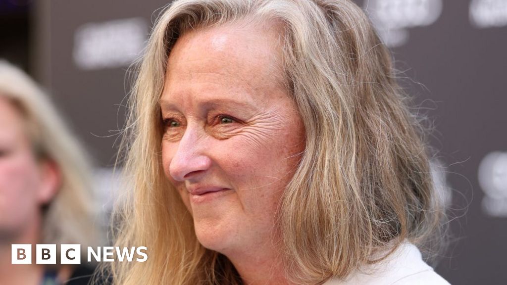 Author Raynor Winn’s next book delayed due to ‘distress’ of newspaper investigation