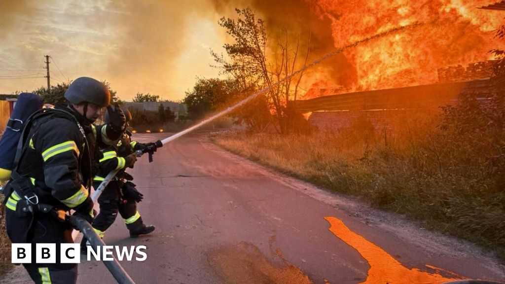 Ukraine suffers heaviest attack after Trump criticises Putin Ukraine suffers heaviest attack after Trump criticises Putin