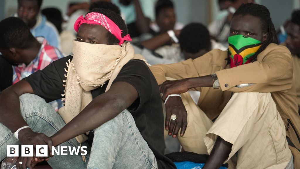 Greece claims ‘invasion’ in Crete as it tries to halt asylum on Med route