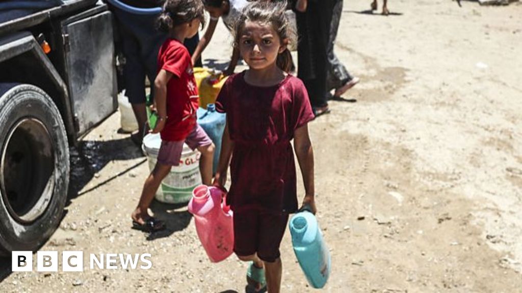 Israel defence minister plans to move Gaza’s population to camp