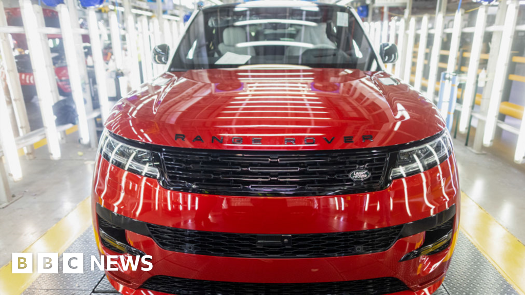 Jaguar Land Rover to cut up to 500 management jobs