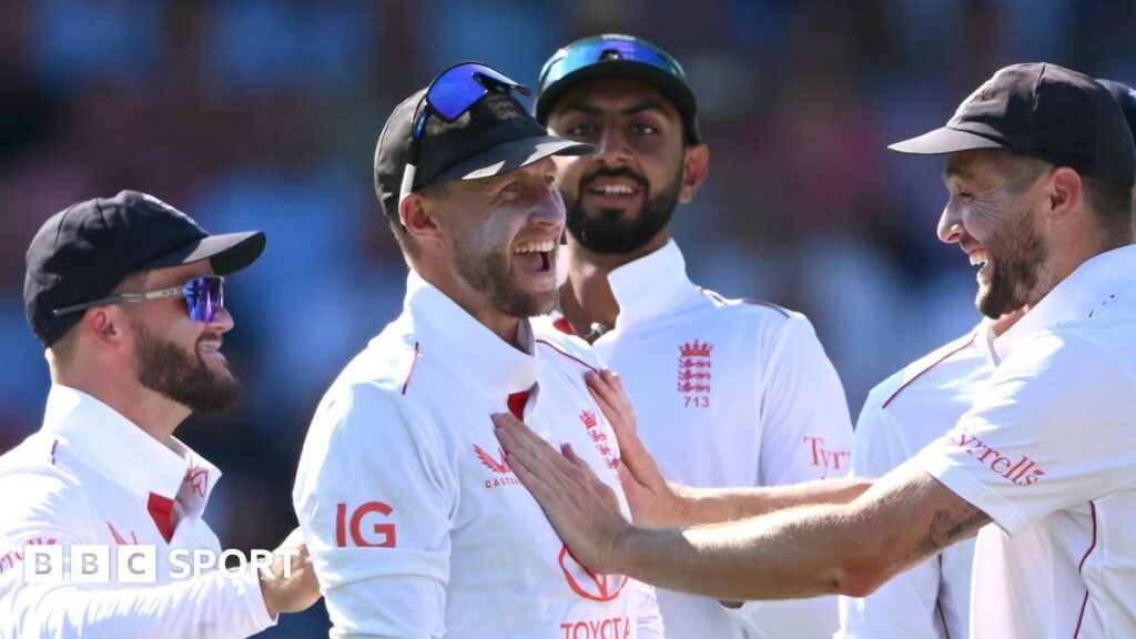 Joe Root: England batter breaks world record for most Test catches Joe Root: England batter breaks world record for most Test catches