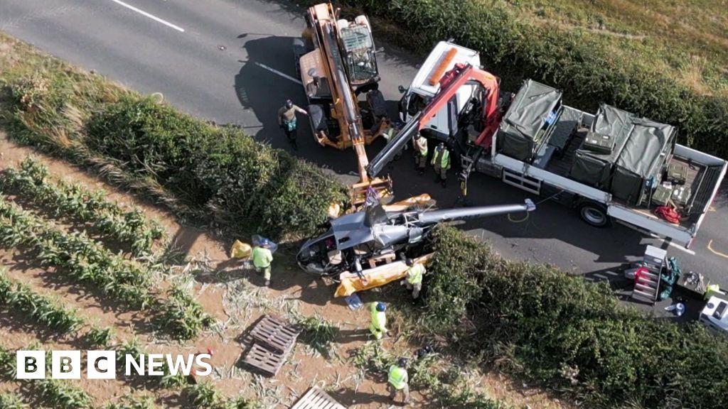 Investigation continues into Isle of Wight helicopter crash