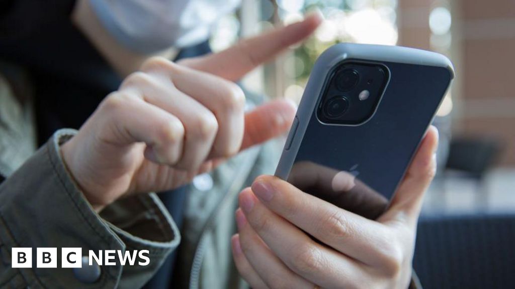 US claims UK has backed down in Apple privacy row