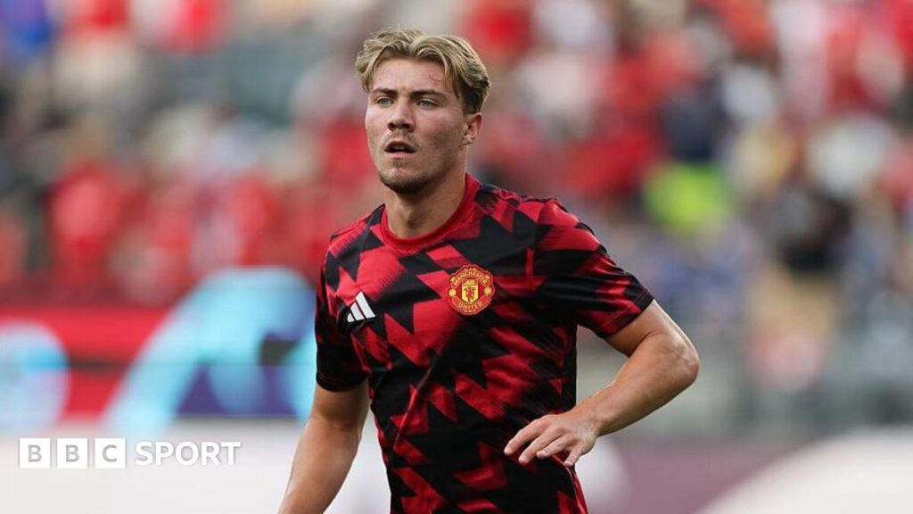 Rasmus Hojlund: Manchester United striker available for £30m