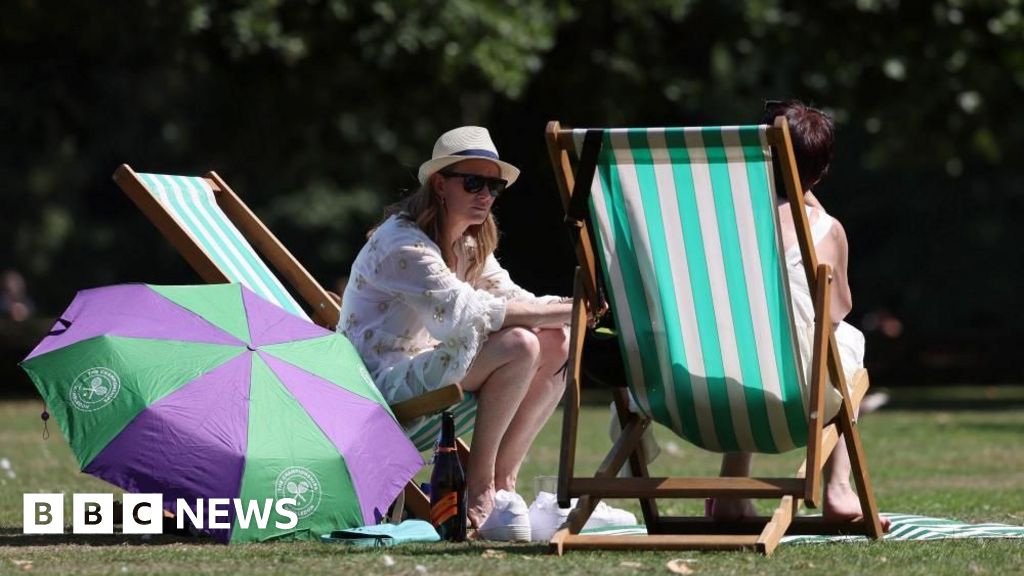 Hot weather to peak amid water shortage fears