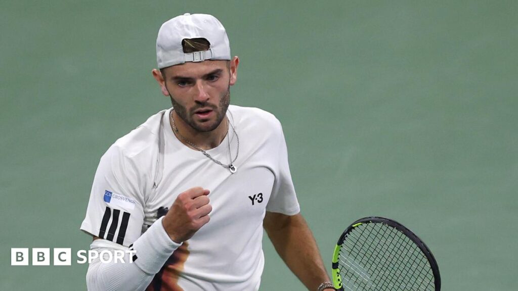 US Open 2025: Jacob Fearnley overcomes nerves to beat Roberto Bautista Agut & set up Alexander Zverev clash