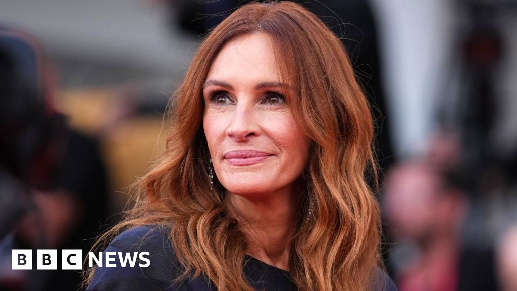 Julia Roberts sexual assault film After The Hunt divides opinion in Venice Julia Roberts sexual assault film After The Hunt divides opinion in Venice