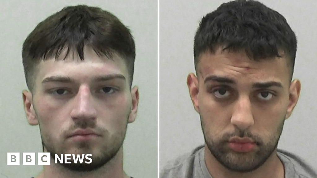 Second man pleads guilty to robbery