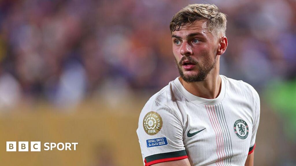 Kiernan Dewsbury-Hall: Everton complete signing of Chelsea midfielder