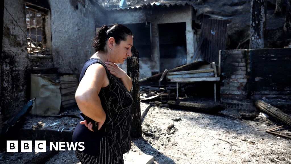 Wildfire threatens major Greek city as heatwave grips Europe