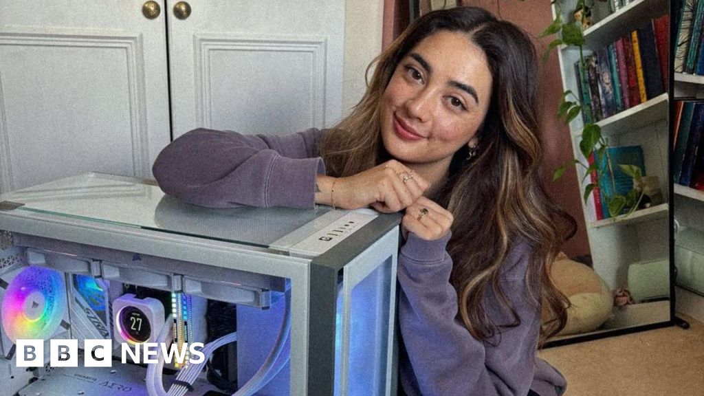 Twitch streamer Alyska and the female gamers defying stereotypes