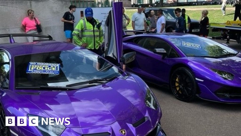 Twin Lamborghinis seized in central London supercar crackdown Twin Lamborghinis seized in central London supercar crackdown