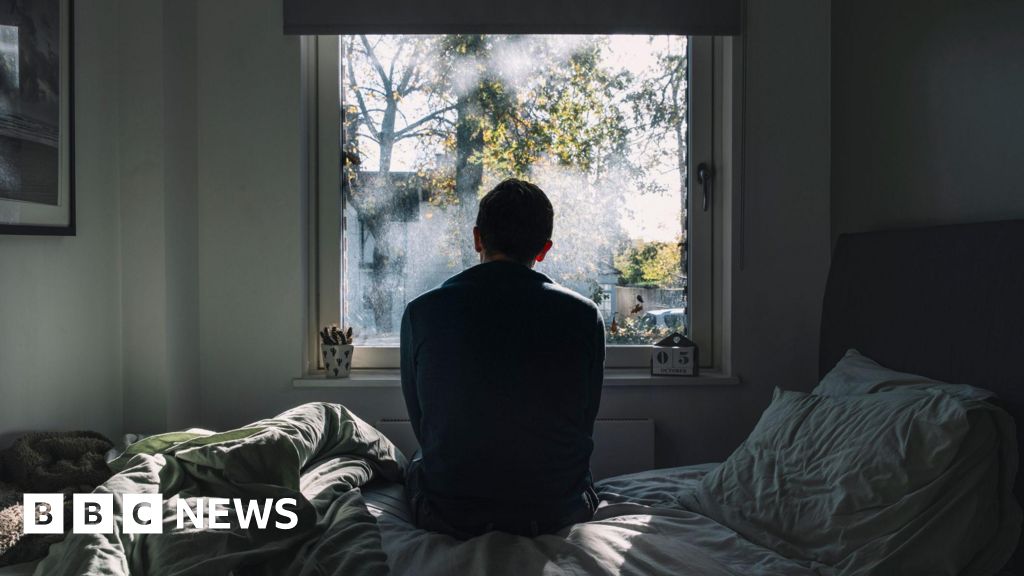 Anger and confusion as Meta overturns more Instagram account bans