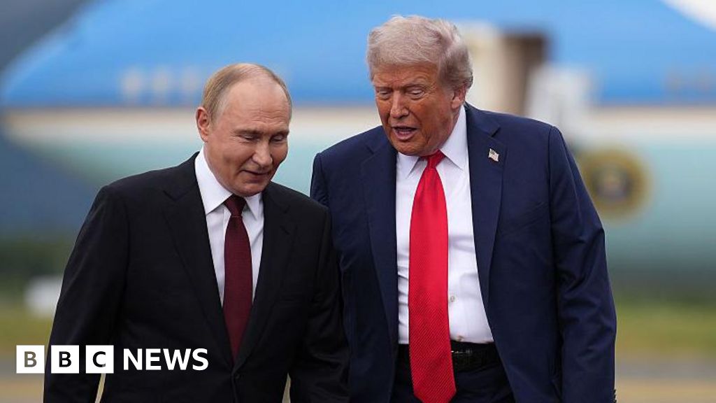 Kremlin plays down Zelensky talks as Trump warns Putin may not want ‘to make deal’