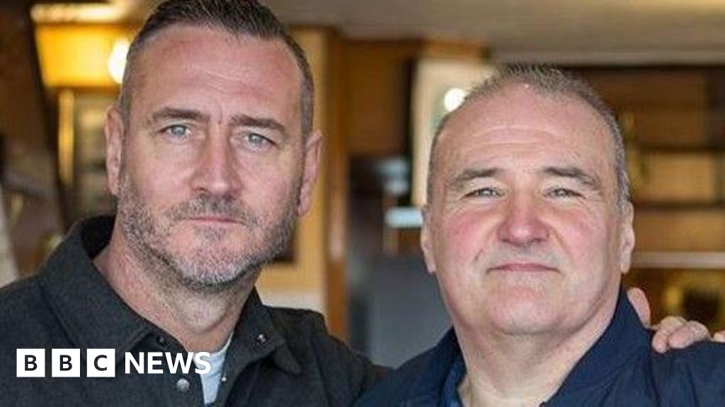 Horizon victim Lee Castleton sues Post Office and Fujitsu for £4m Horizon victim Lee Castleton sues Post Office and Fujitsu for £4m