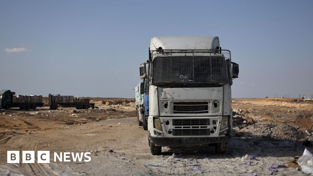 Twenty killed after trucks overturn in Gaza, Hamas-run civil defence says Twenty killed after trucks overturn in Gaza, Hamas-run civil defence says