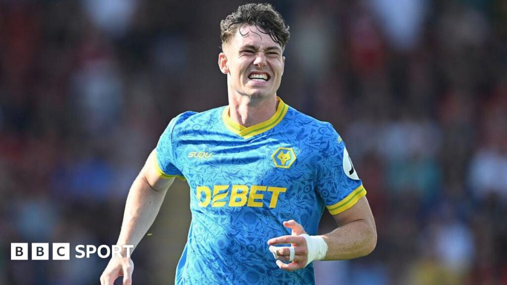 Jorgen Strand Larsen: Wolves reject £50m bid from Newcastle for Norway striker