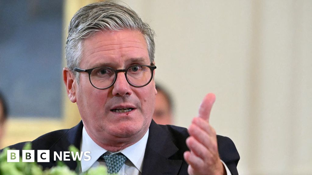 Starmer faces pressure to deliver as he tries to strike contrast with Reform