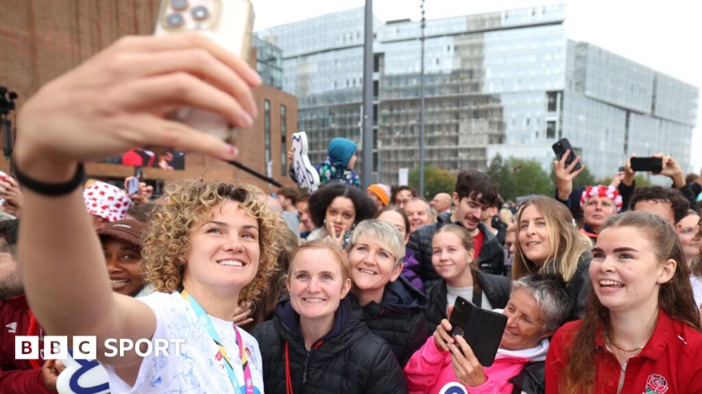 Women’s Rugby World Cup: Can Red Roses build legacy with win?
