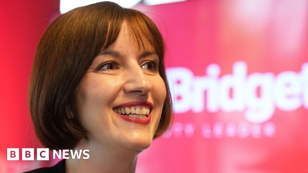 Phillipson urges party to remain united