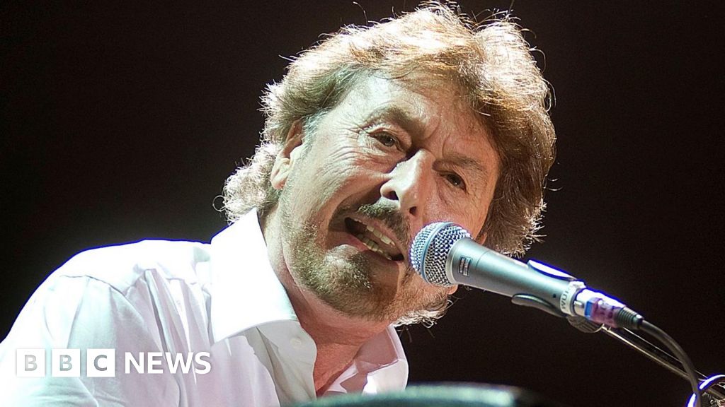 Supertramp singer and co-writer dies at 81