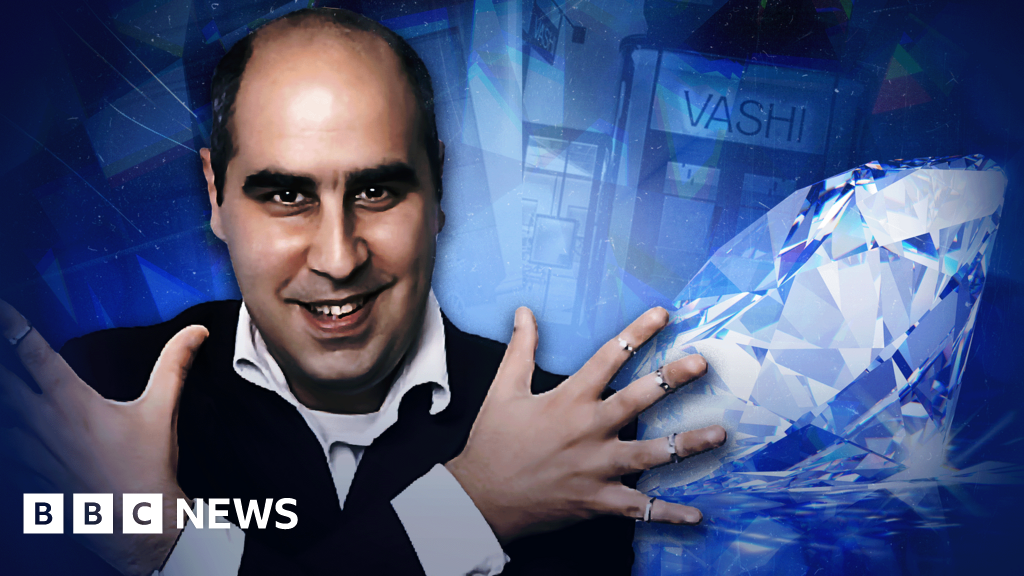 Jewellery boss in £170m scam told shop staff to pretend to be customers