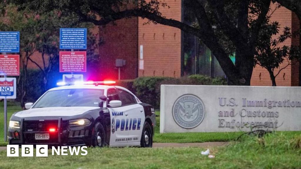 ‘Anti-ICE’ message on ammunition at Dallas shooting that killed two immigration detainees ‘Anti-ICE’ message on ammunition at Dallas shooting that killed two immigration detainees