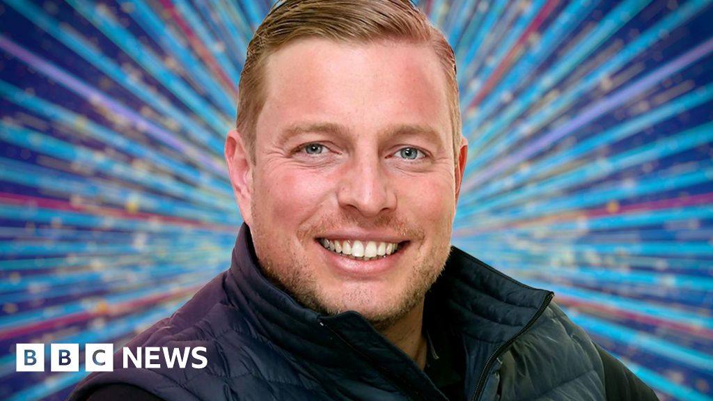 Thomas Skinner sorry over interview exit