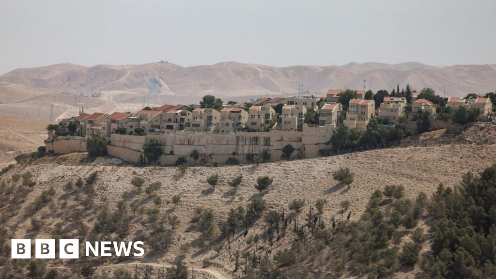 UAE warns Israel that annexing West Bank would cross ‘red line’