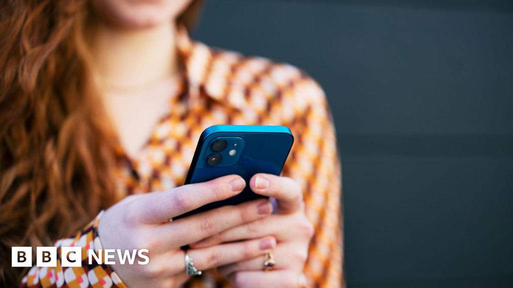 When is the UK emergency alert mobile phone test and how do you opt out?