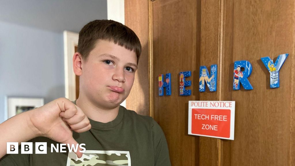 What happened when teens tried out tech-free bedrooms?