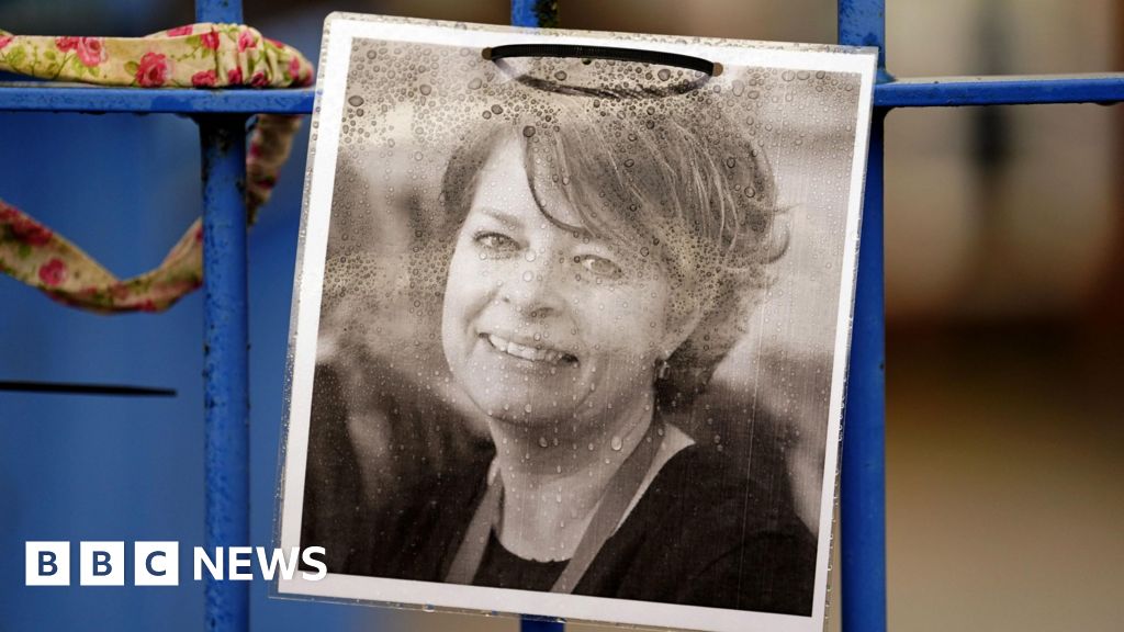 Ofsted to bring in report card school inspections despite criticism Ofsted to bring in report card school inspections despite criticism