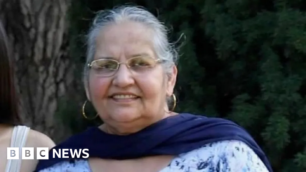 Sikh Granny deported to India after ‘unacceptable’ treatment by ICE