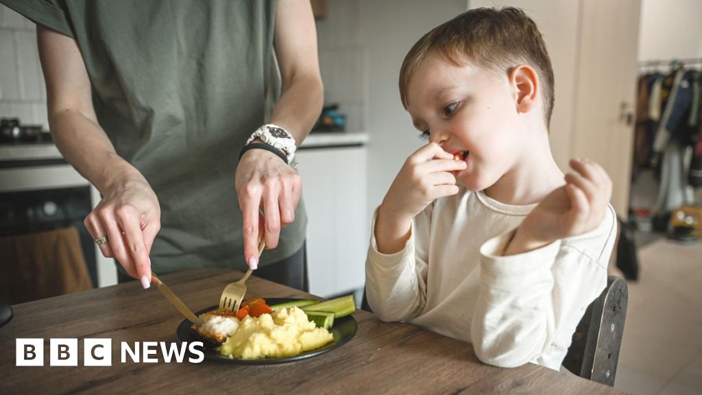 Expert tips for making mealtimes less stressful