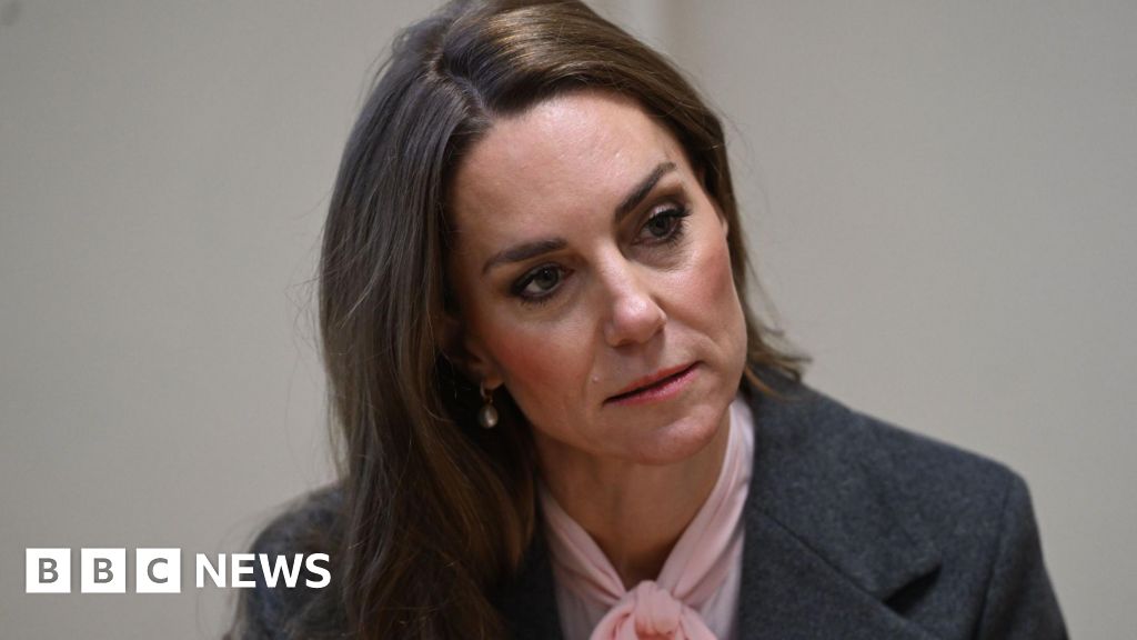 Kate and William visit Southport families