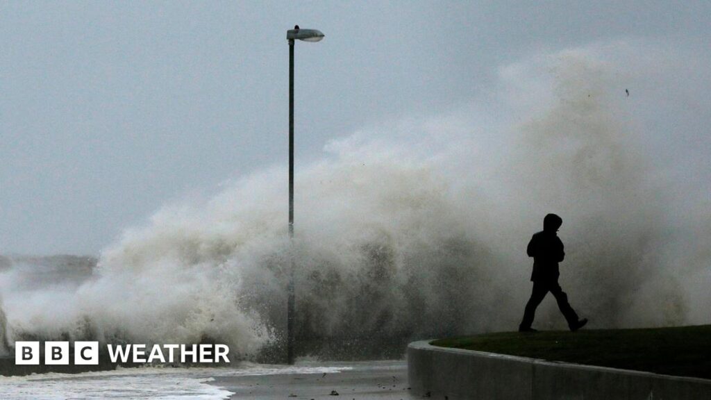 What impact could Hurricane Gabrielle have on the UK this weekend?