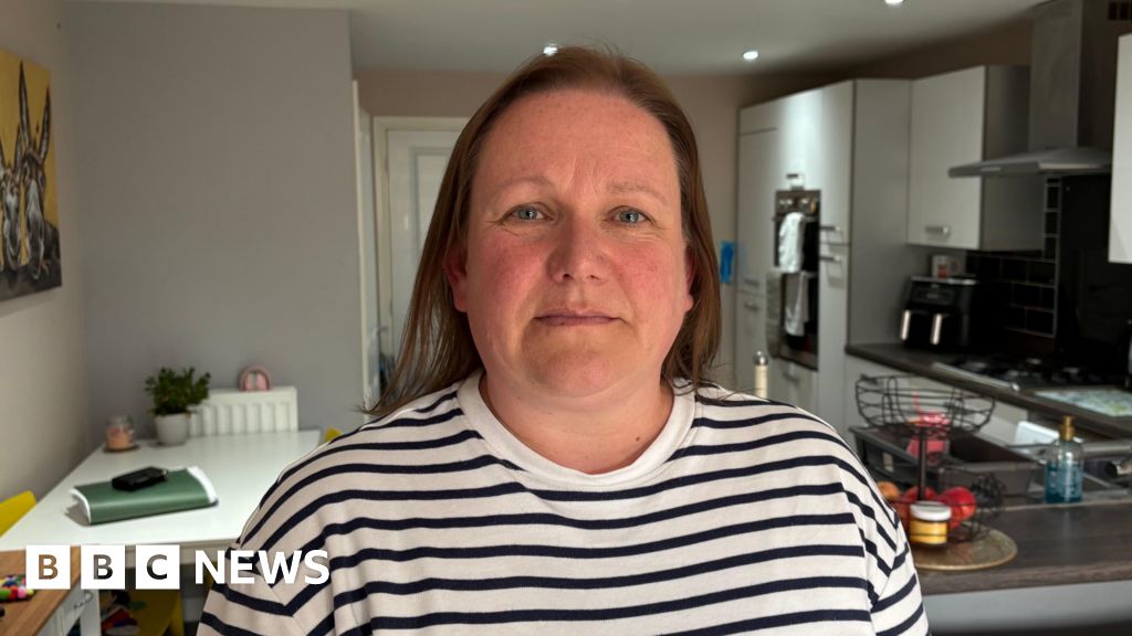 ‘I regret pushing my daughter into school until she broke’ ‘I regret pushing my daughter into school until she broke’